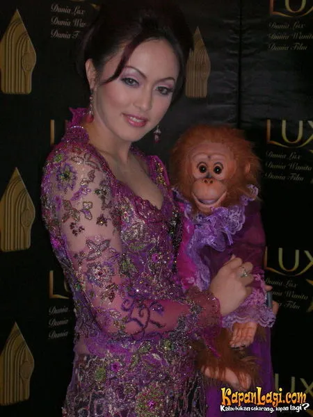 Foto Angelina Sondakh