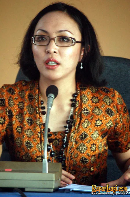 Foto Angelina Sondakh