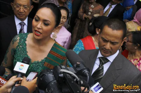 Foto Angelina Sondakh