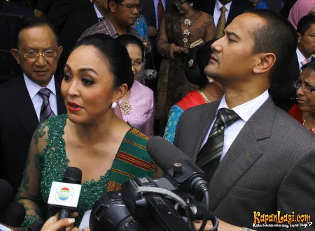 Foto Angelina Sondakh