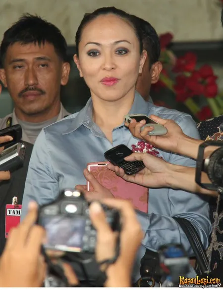 Foto Angelina Sondakh