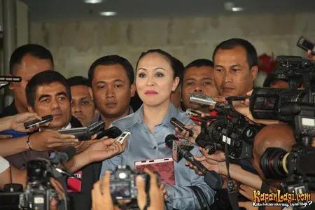 Foto Angelina Sondakh