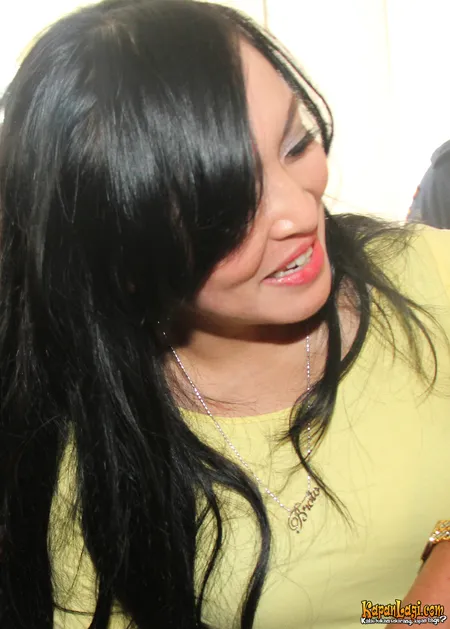 Foto Angelina Sondakh