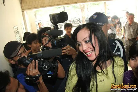 Foto Angelina Sondakh