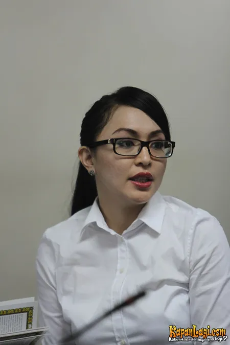 Foto Angelina Sondakh