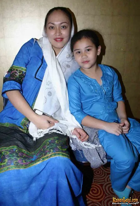 Foto Angelina Sondakh
