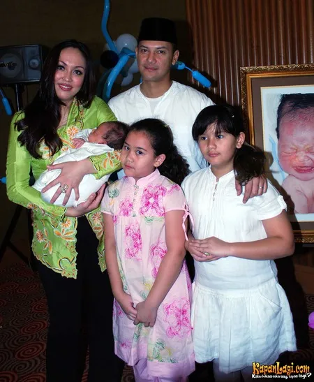 Foto Angelina Sondakh