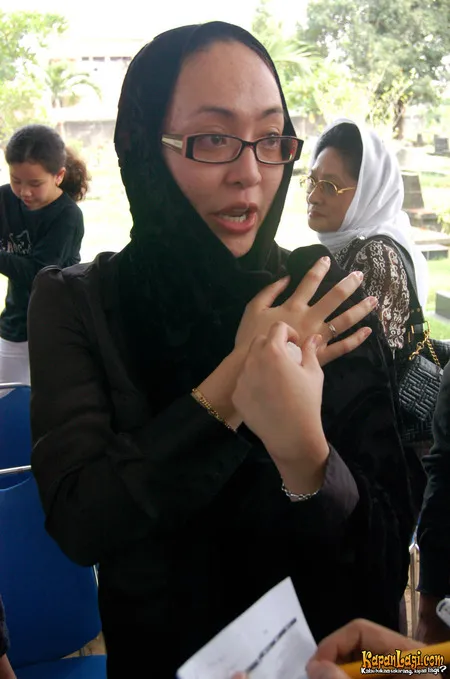 Foto Angelina Sondakh