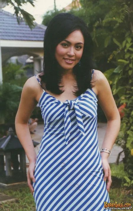 Foto Angelina Sondakh