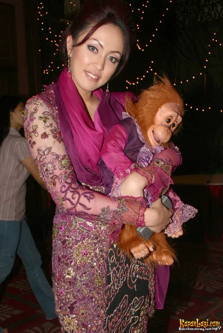 Foto Angelina Sondakh