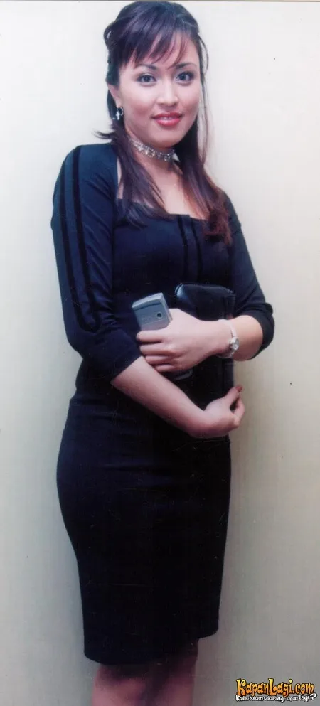 Foto Angelina Sondakh