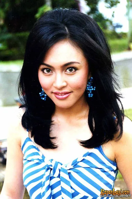 Foto Angelina Sondakh