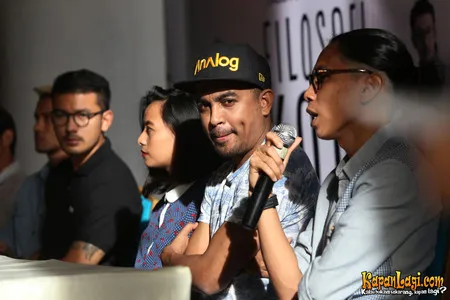 Foto Angga Dwimas Sasongko