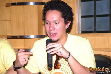 Foto Angga Maliq And D Essentials