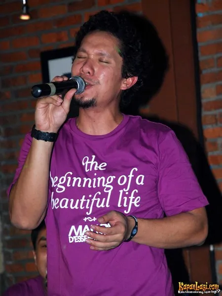 Foto Angga Maliq And D Essentials