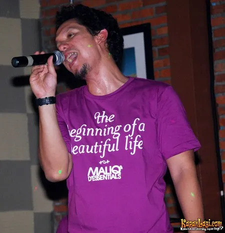Foto Angga Maliq And D Essentials