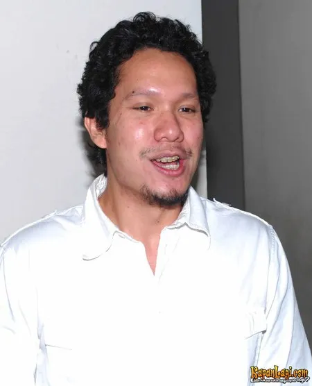 Foto Angga Maliq And D Essentials