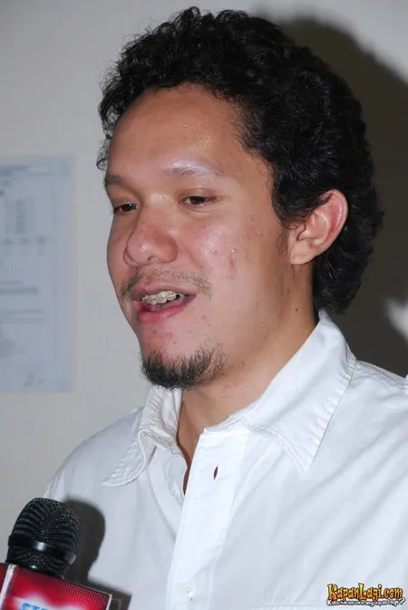 Foto Angga Maliq And D Essentials