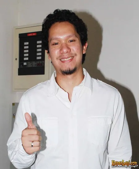 Foto Angga Maliq And D Essentials
