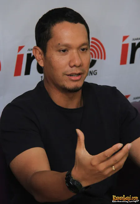 Foto Angga Maliq And D Essentials