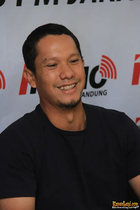 Foto Angga Maliq And D Essentials