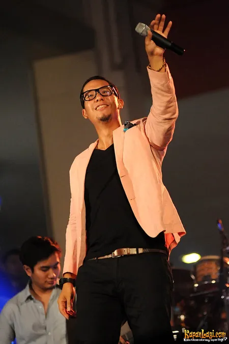 Foto Angga Maliq And D Essentials