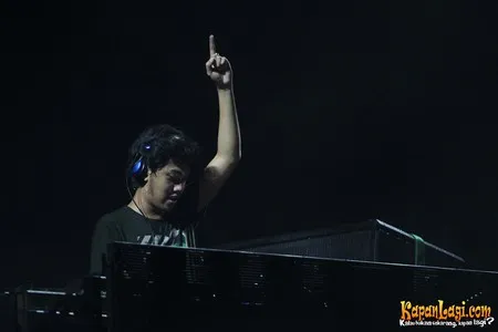 Foto Angger Dimas