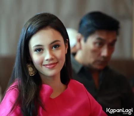 Foto Anggika Bolsterli