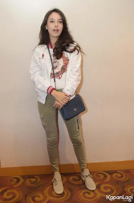 Foto Anggika Bolsterli