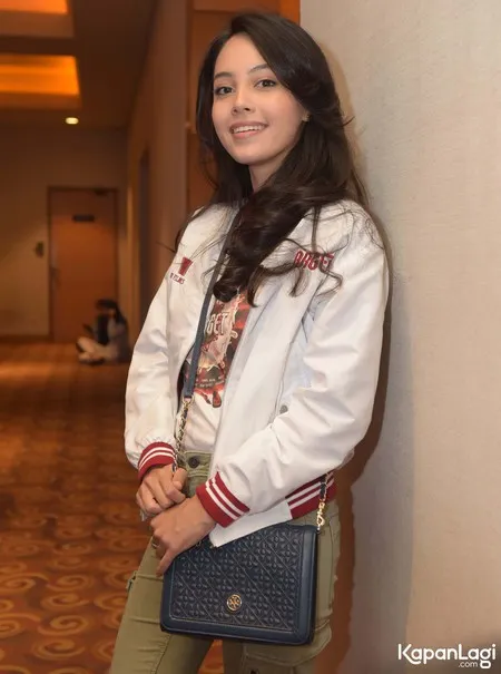 Foto Anggika Bolsterli