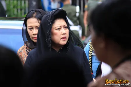 Foto Ani Yudhoyono
