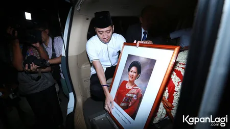 Foto Ani Yudhoyono