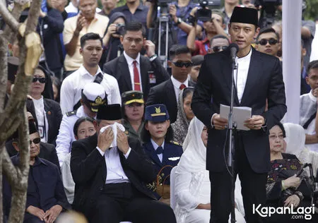 Foto Ani Yudhoyono