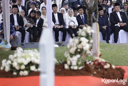 Foto Ani Yudhoyono
