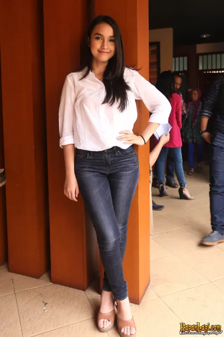 Foto Anjani Dina