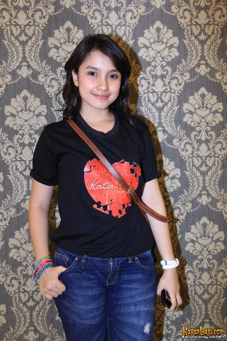 Foto Anjani Dina