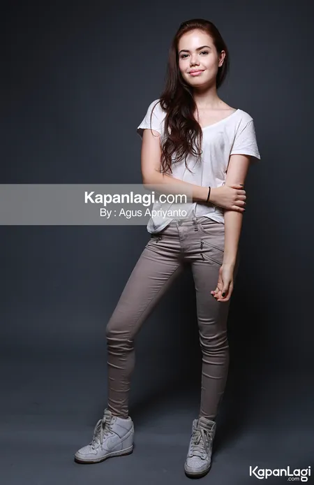 Foto Annabella Jusuf. Nomor Foto: 004