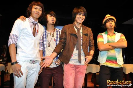 Foto Antique Band
