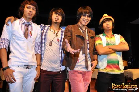 Foto Antique Band