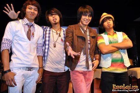 Foto Antique Band
