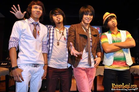 Foto Antique Band
