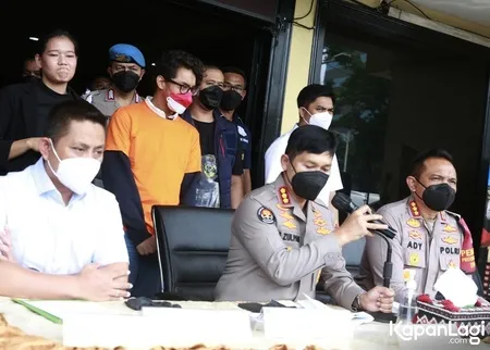 Foto Ardhito Pramono