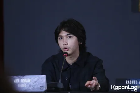 Foto Ari Irham