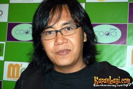 Foto Ari Lasso