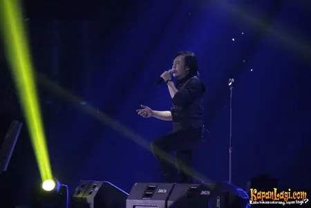 Foto Ari Lasso