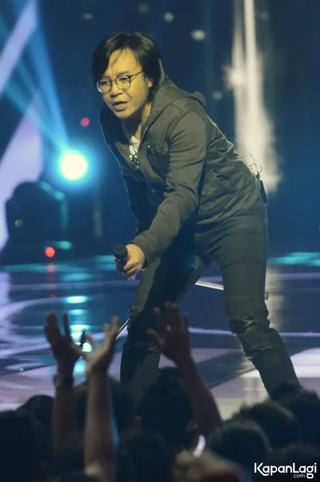 Foto Ari Lasso