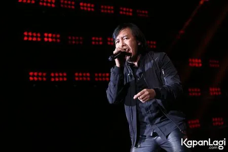 Foto Ari Lasso