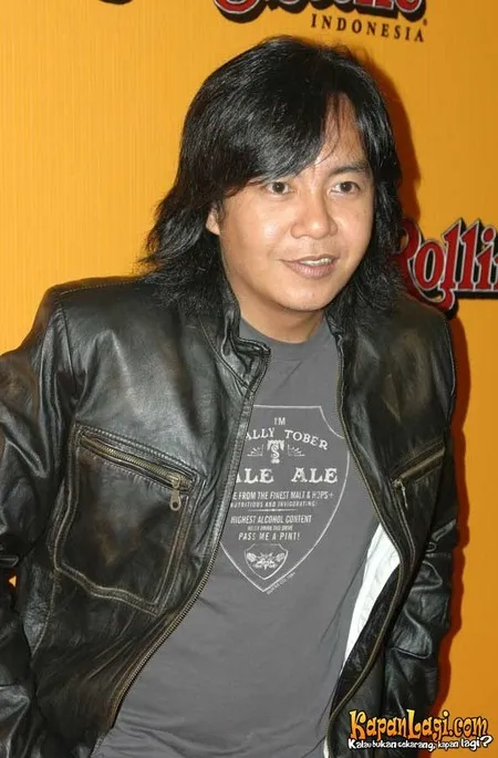 Foto Ari Lasso