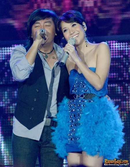 Foto Ari Lasso