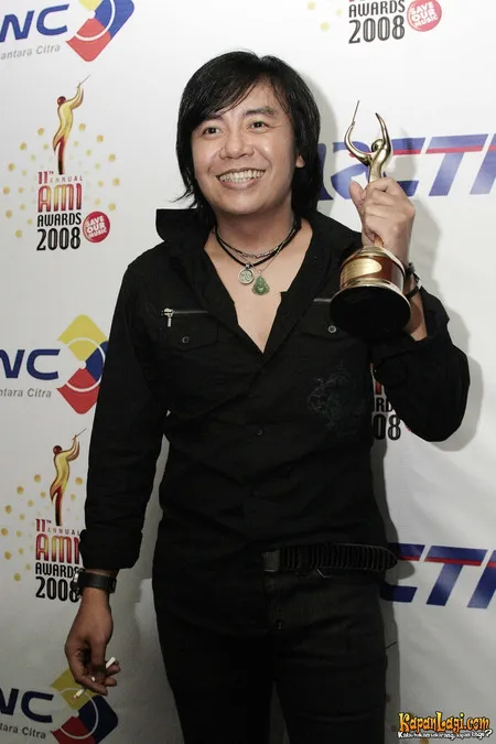 Foto Ari Lasso